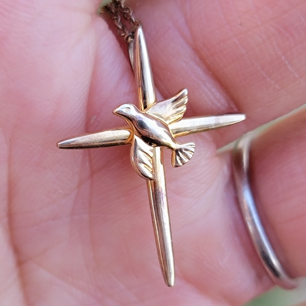 Stunning 925 sterling silver gold vermeil cross with dove sterling dainty chain